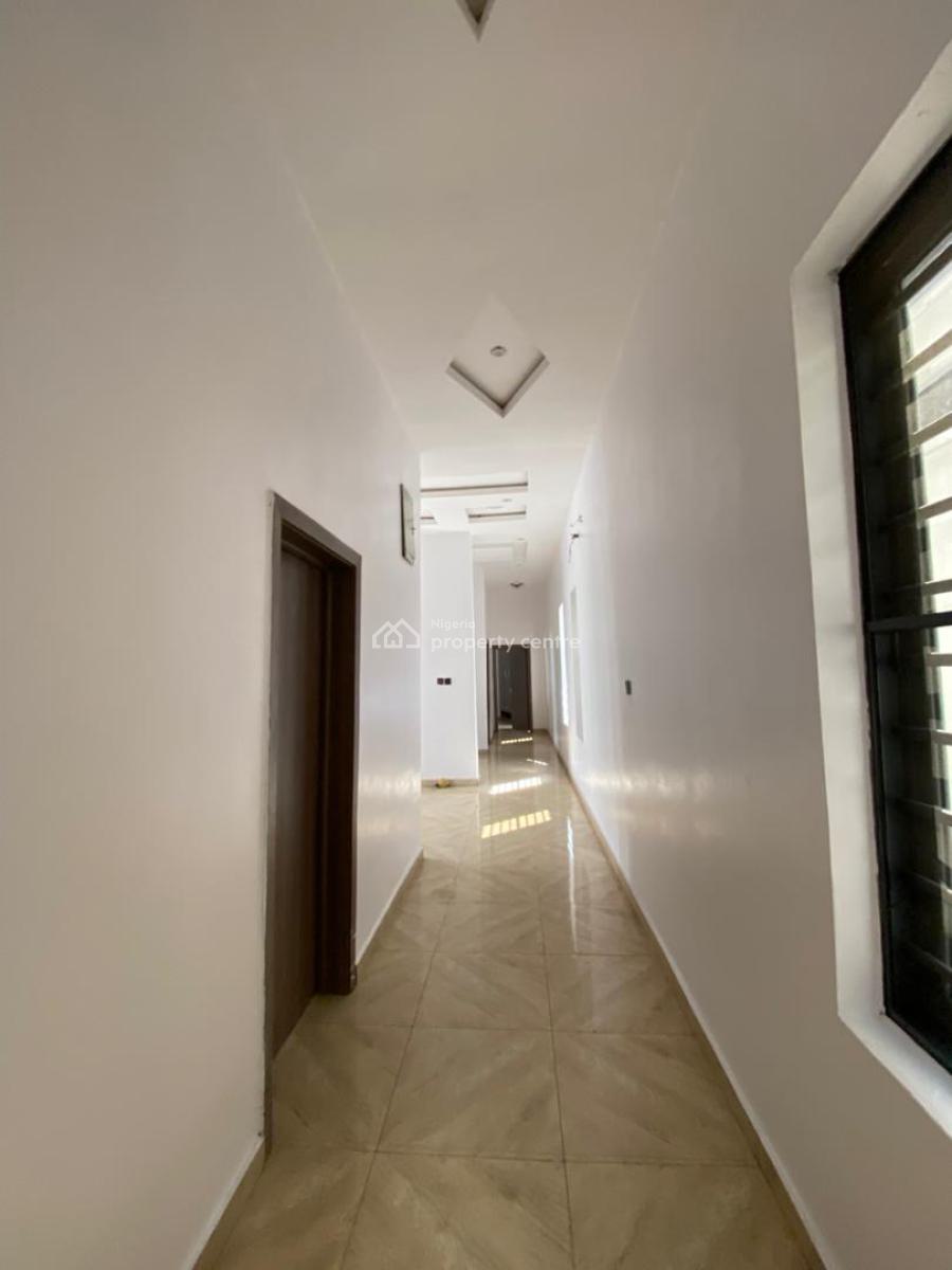 Spacious 5 Bedroom Fully Detached Duplex with Bq, Chevron Alternative, Lekki Phase 2, Lekki, Lagos, Detached Duplex for Sale