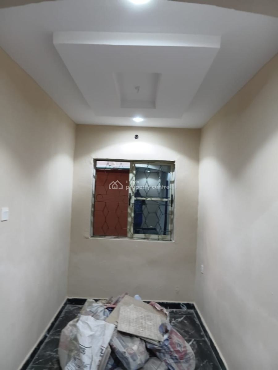 2 Bedroom Flats, Maternity Off Bayeku Road, Igbogbo, Ikorodu, Lagos, House for Rent