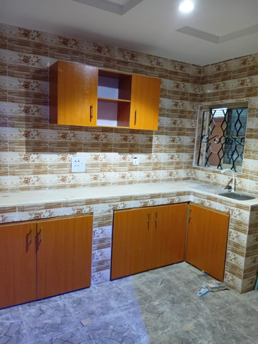 2 Bedroom Flats, Maternity Off Bayeku Road, Igbogbo, Ikorodu, Lagos, House for Rent
