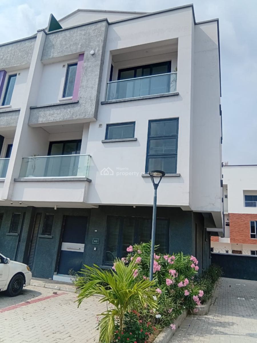 Massive 5 Bedroom Town House, Periwinkle Estate, Lekki Phase 1, Lekki, Lagos, Semi-detached Duplex for Rent