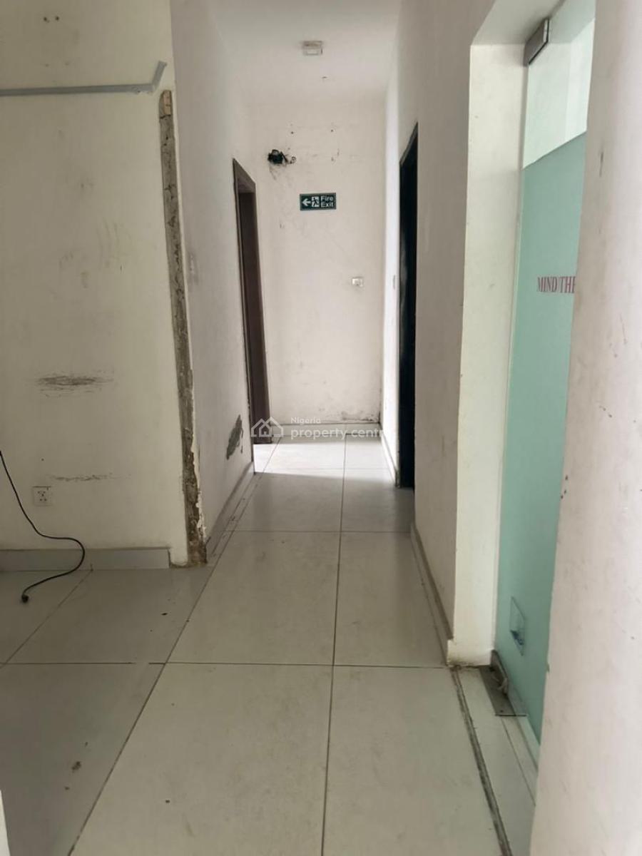 5 Bedroom Semi Detached Duplex, Lekki Phase 1, Lekki, Lagos, Office Space for Rent