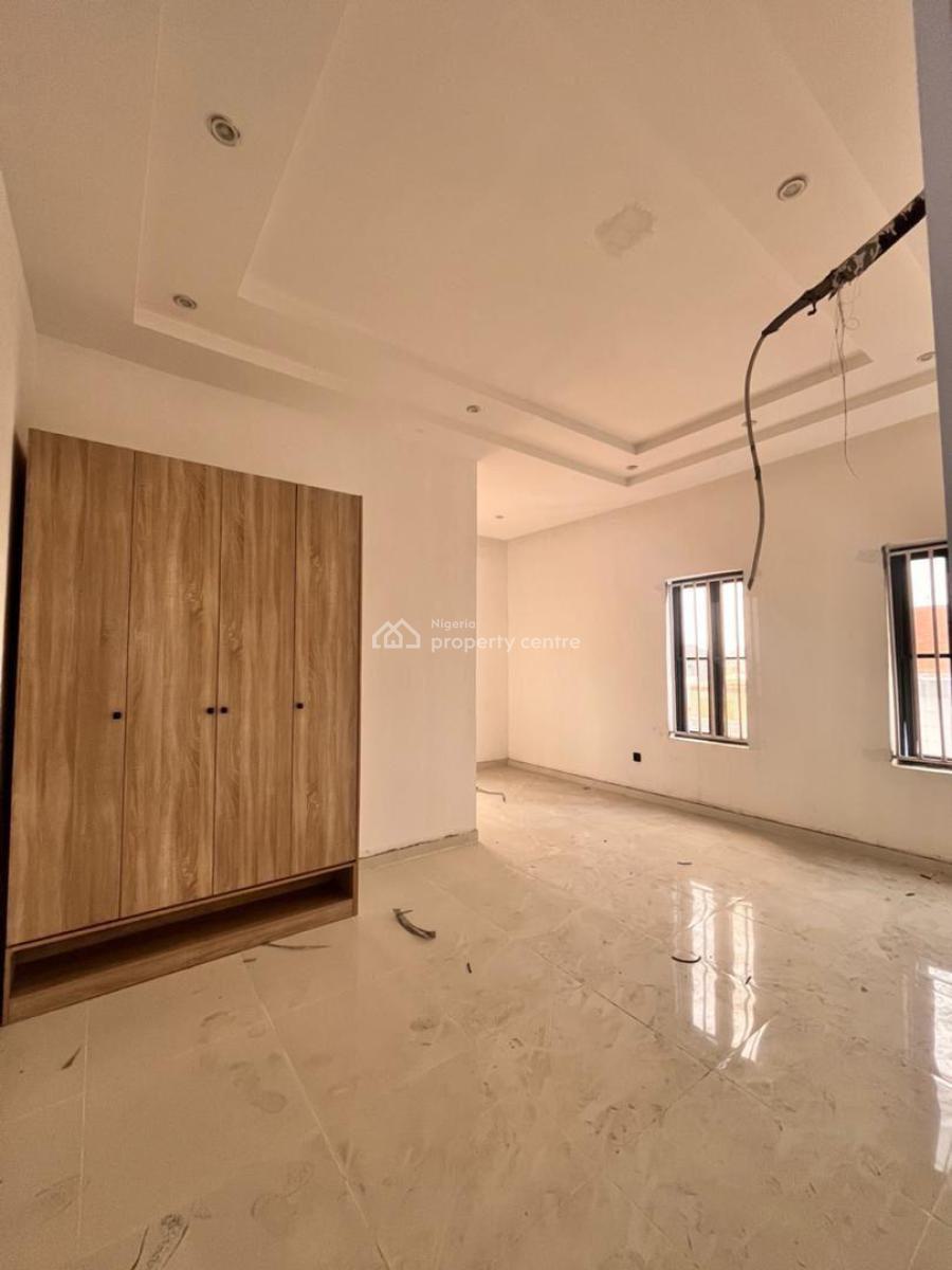 Luxury 3-bedroom Apartment with Swimming Pool, Lekki Phase 1, Lekki, Lagos, Flat / Apartment for Rent