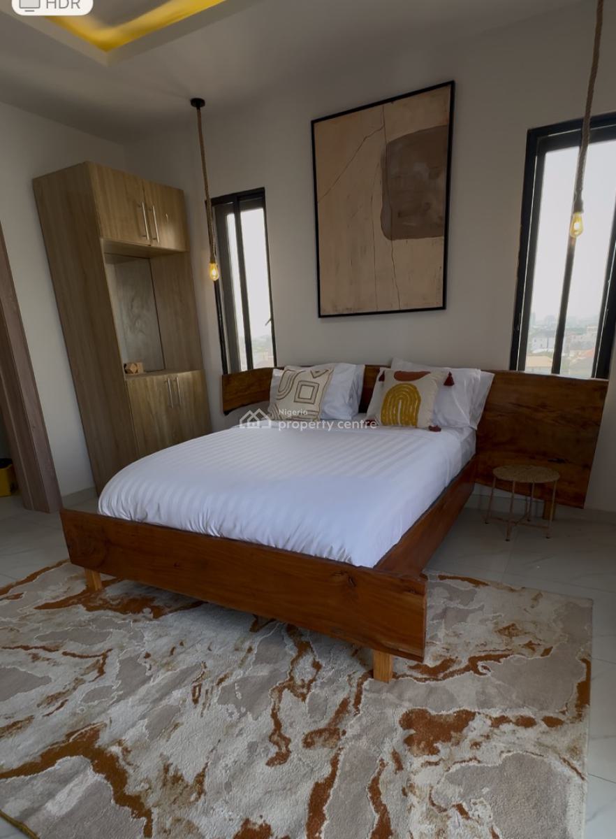 Luxury One Bedroom Studio Apartment, Bisola Durosinmi Etti Drive, Lekki Phase 1, Lekki, Lagos, Self Contain (single Rooms) Short Let