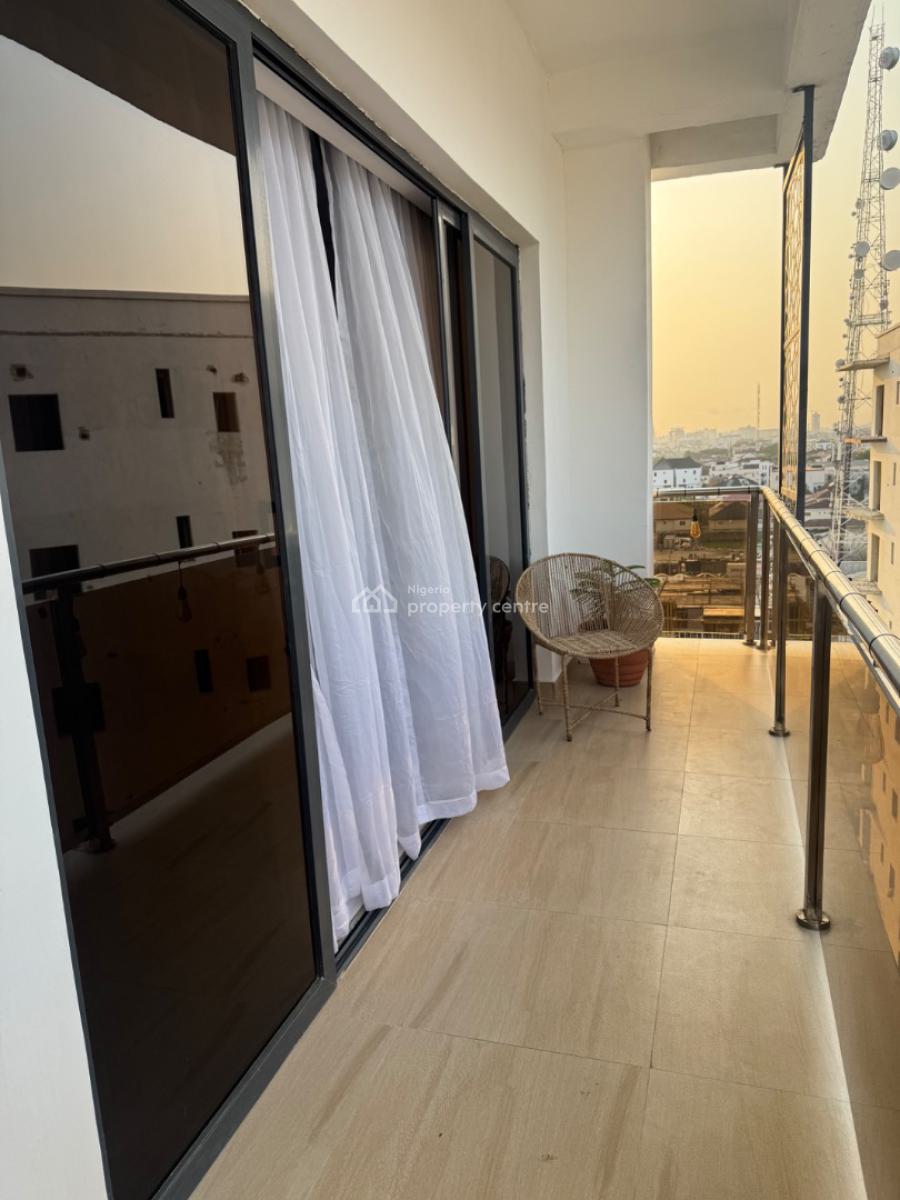 Luxury One Bedroom Studio Apartment, Bisola Durosinmi Etti Drive, Lekki Phase 1, Lekki, Lagos, Self Contain (single Rooms) Short Let