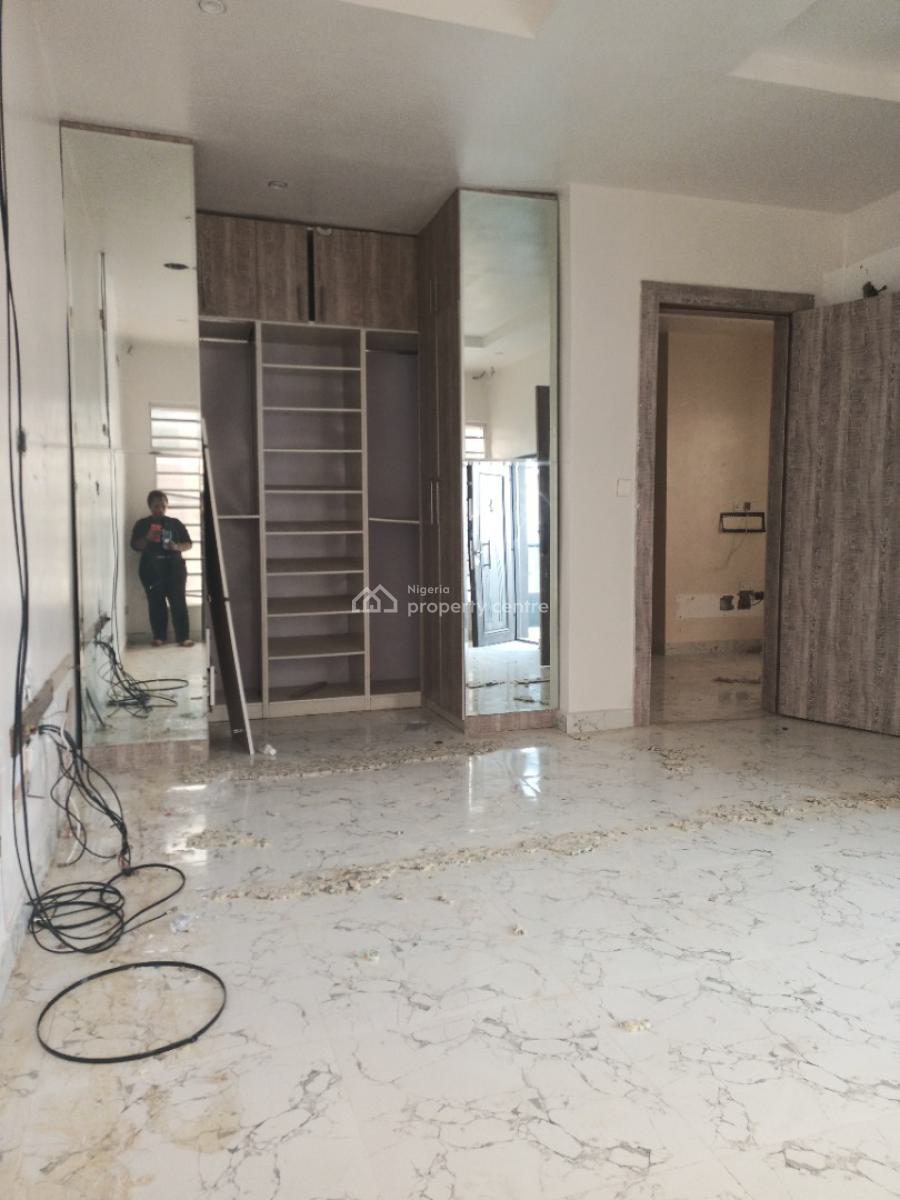 4 Bedroom Semi Detached with Spacious Rooms, Orchid Road, Lekki Phase 2, Lekki, Lagos, Semi-detached Duplex for Rent