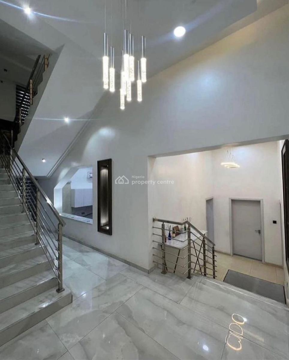 Sweetest Luxurious Fully Furnished Home 5 Bedrooms Duplex with Bq, Main Guzape, Guzape District, Abuja, Detached Duplex for Sale