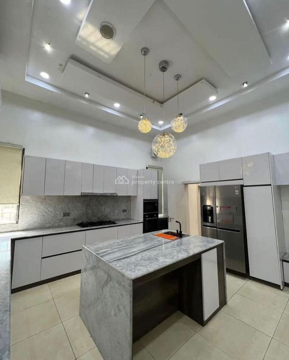 Sweetest Luxurious Fully Furnished Home 5 Bedrooms Duplex with Bq, Main Guzape, Guzape District, Abuja, Detached Duplex for Sale