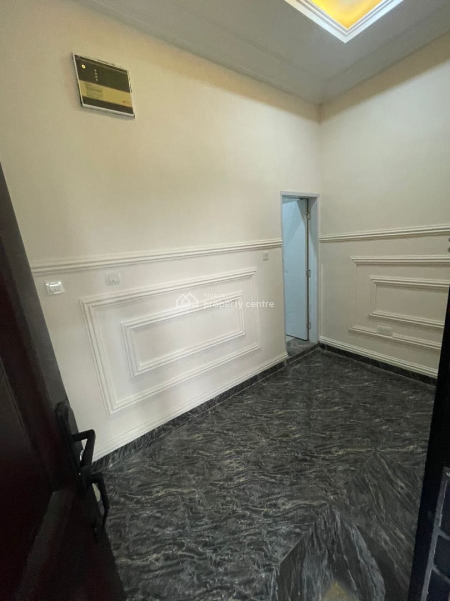 3 Bedroom Semidetached Duplex in a Prestigious Estate, Royal Garden Estate, Ajah, Lagos, Semi-detached Duplex for Rent