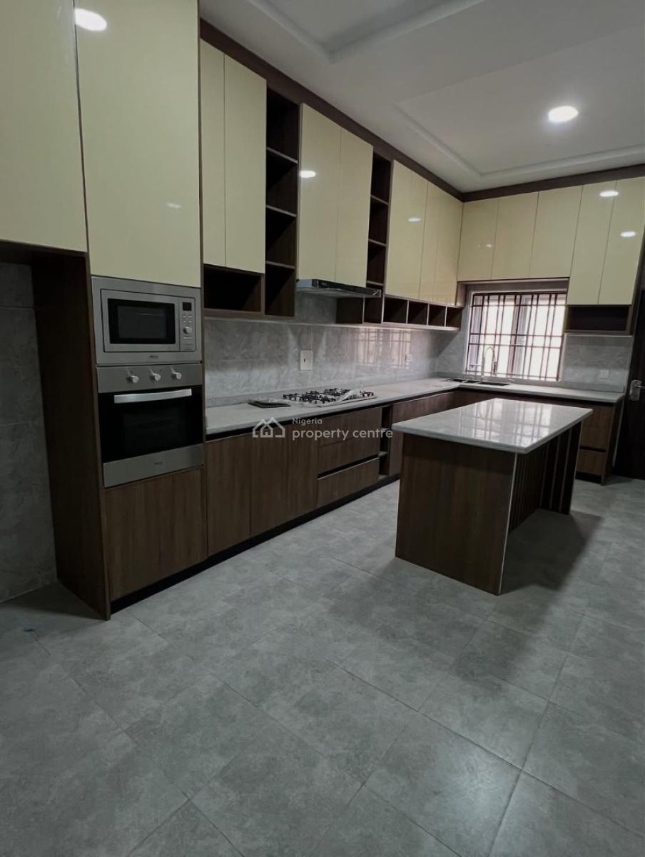 5 Bedroom Detached Duplex with a Room Bq, Wuse, Abuja, Detached Duplex for Sale