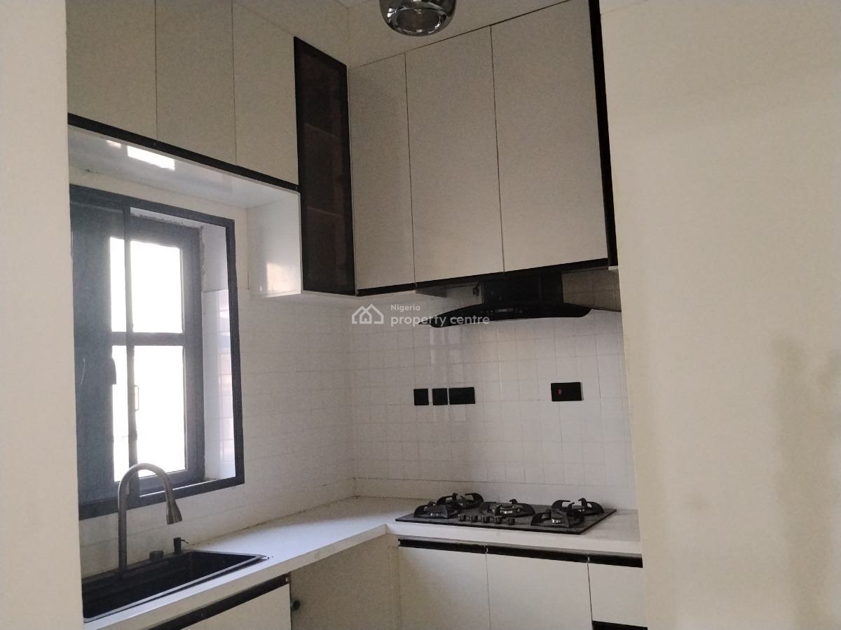 Ultra-modern 2-bedroom Apartment with Bq, Off Freedom Way, Lekki Phase 1, Lekki, Lagos, Flat / Apartment for Rent