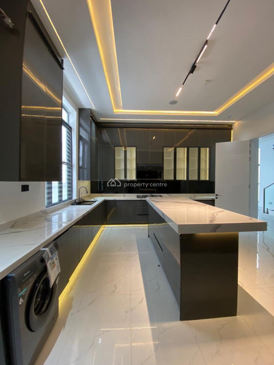 5 Bedroom Detached Duplex with a Pool, Bq, Ikota, Lekki, Lagos, Detached Duplex for Sale