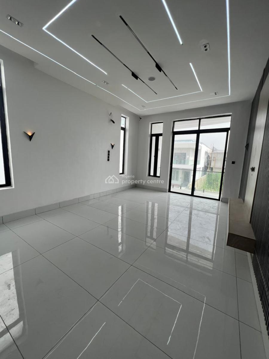 5 Bedroom Detached Duplex with a Pool, Bq, Ikota, Lekki, Lagos, Detached Duplex for Sale