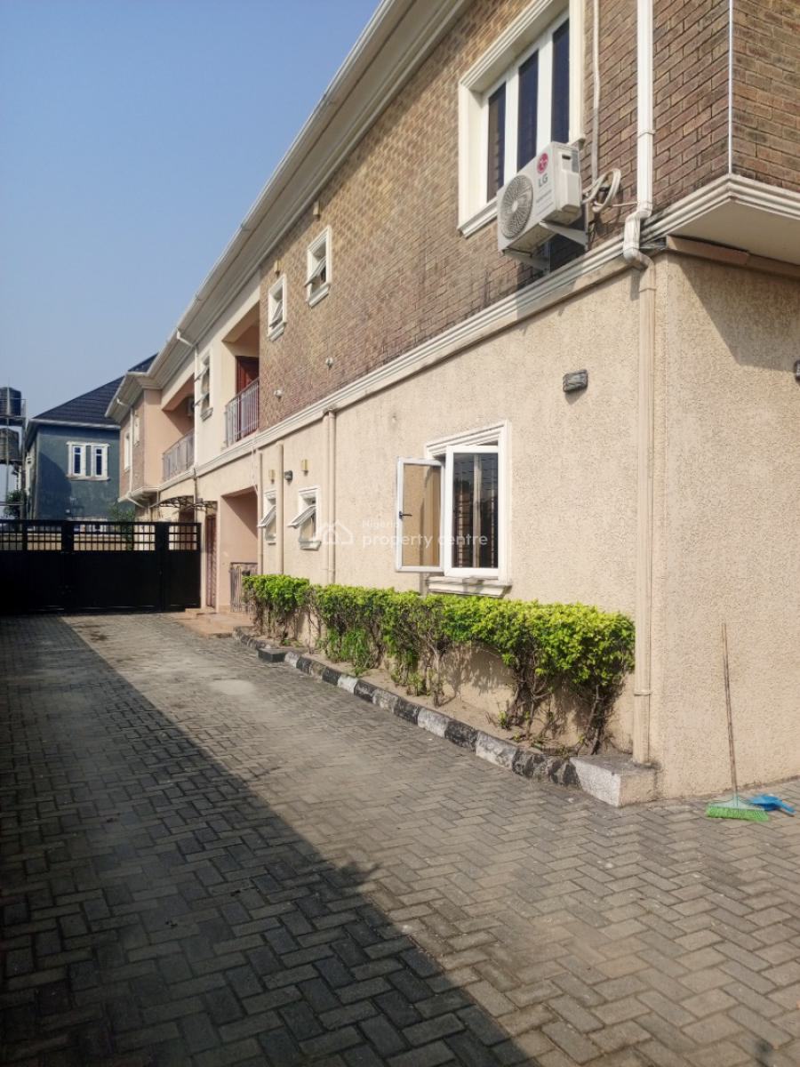 Beautiful Spacious 3 Bedroom Apartment, Phase 2, Oribanwa, Ibeju Lekki, Lagos, House for Rent