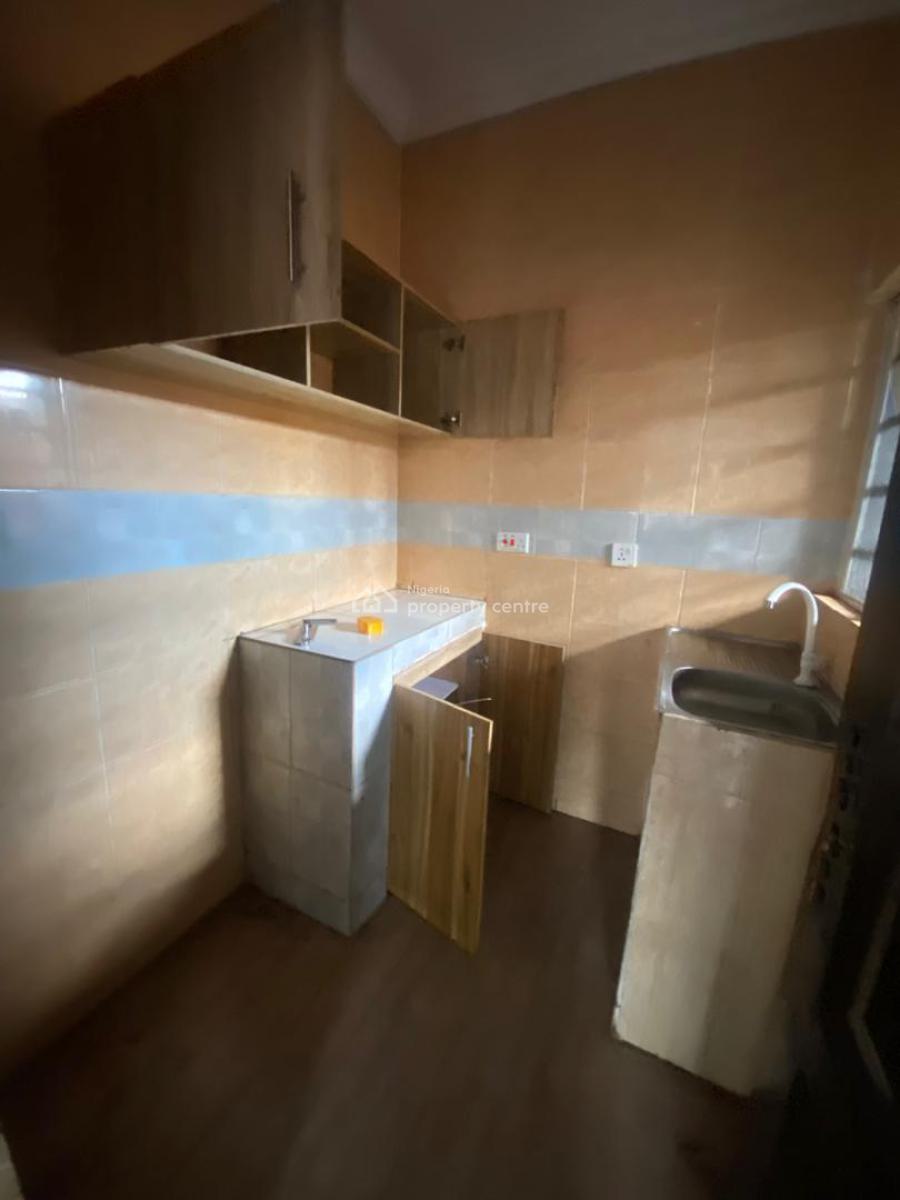 Newly Renovated Very Clean 2 Bedroom Flat Upstairs, Off Randle Avenue, Ojuelegba, Surulere, Lagos, House for Rent