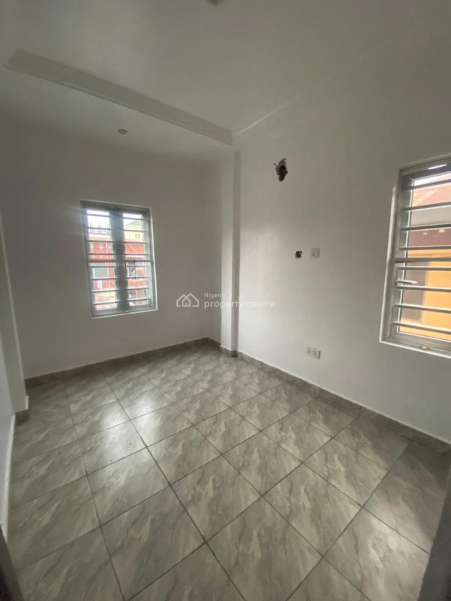 Newly Renovated Very Clean 2 Bedroom Flat Upstairs, Off Randle Avenue, Ojuelegba, Surulere, Lagos, House for Rent