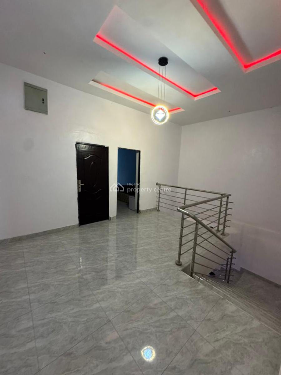 Luxury 3 Bedrooms Terrace with Self Compound, Pepperoni, Atlantic Nominees, Ajah, Lagos, Terraced Duplex for Rent