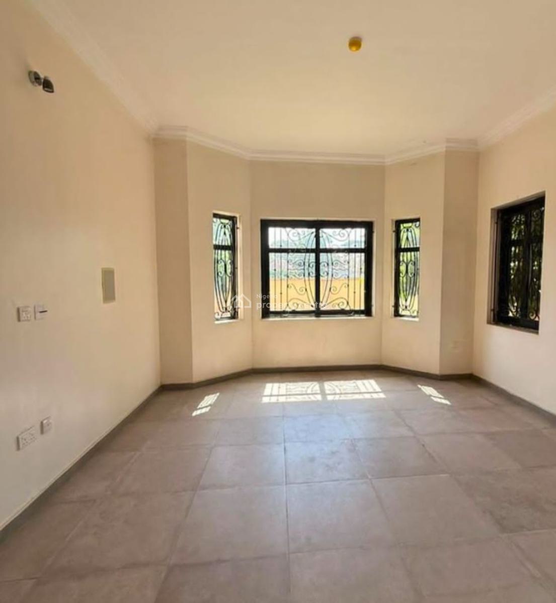 Brand New Three Bedroom Apartment Available, Maitama District, Abuja, Flat / Apartment for Sale