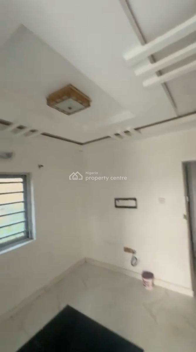 Well Maintained 2 Bedroom Flat, Gbetu New Road, Awoyaya, Ibeju Lekki, Lagos, Flat / Apartment for Rent