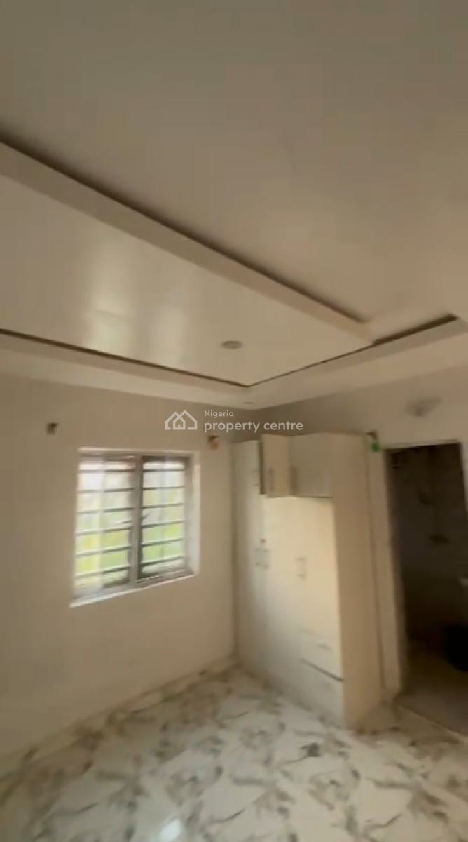 Well Maintained 2 Bedroom Flat, Gbetu New Road, Awoyaya, Ibeju Lekki, Lagos, Flat / Apartment for Rent