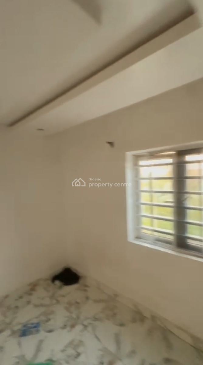 Well Maintained 2 Bedroom Flat, Gbetu New Road, Awoyaya, Ibeju Lekki, Lagos, Flat / Apartment for Rent