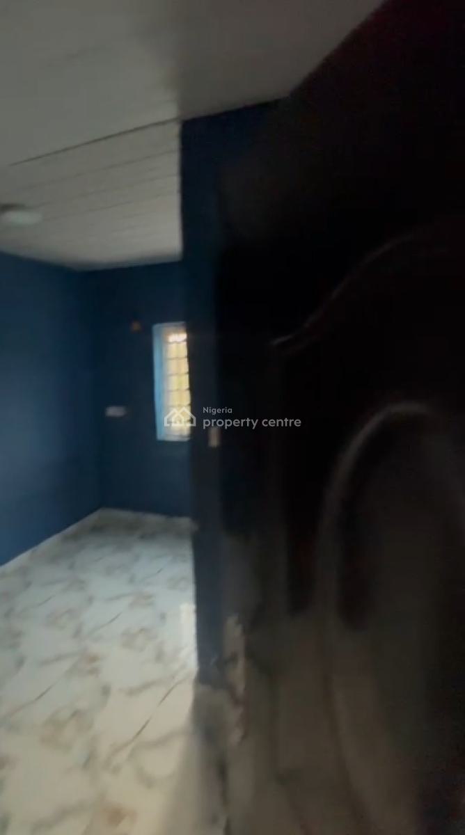 Well Maintained 2 Bedroom Flat, Gbetu New Road, Awoyaya, Ibeju Lekki, Lagos, Flat / Apartment for Rent