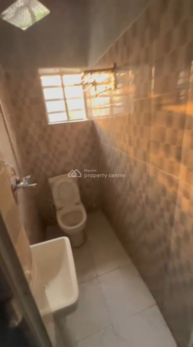 Well Maintained 2 Bedroom Flat, Gbetu New Road, Awoyaya, Ibeju Lekki, Lagos, Flat / Apartment for Rent