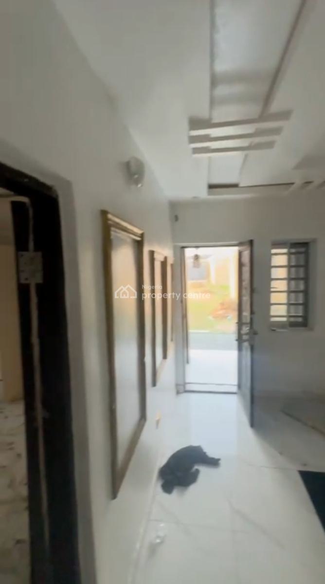 Well Maintained 2 Bedroom Flat, Gbetu New Road, Awoyaya, Ibeju Lekki, Lagos, Flat / Apartment for Rent
