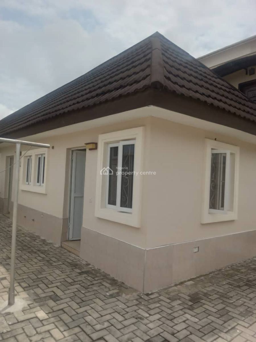 5 Bedroom Fully Detached House with 2 Rooms Bq, Abraham Adesanya, Ajah, Lagos, House for Rent