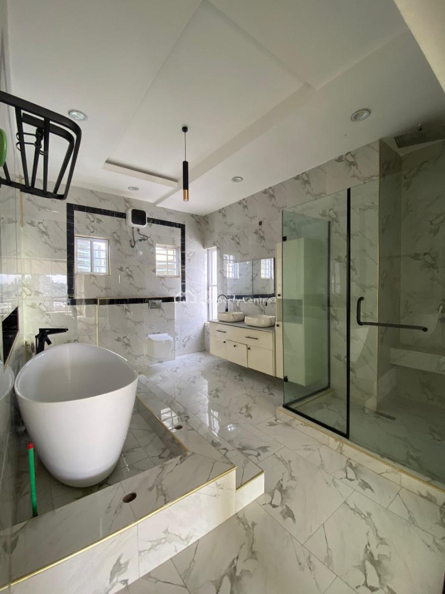 6 Bedroom Detached House with Bq, Ikota Gra, Lekki, Lagos, Detached Duplex for Rent