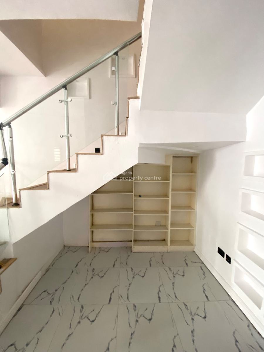Well Fitted 4 Bedroom Duplex, Chevron, Lekki, Lagos, Semi-detached Duplex for Sale