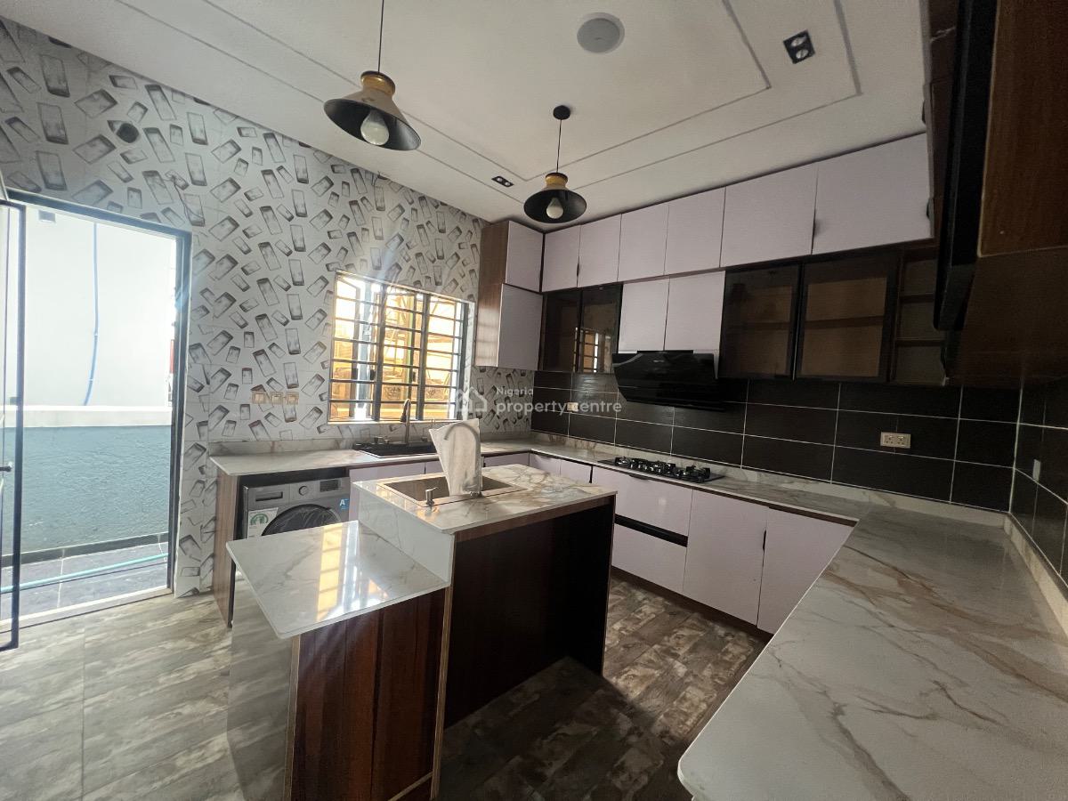 5 Bedroom Fully Detached Detached Duplex, Regional Estate, Osapa, Lekki, Lagos, Detached Duplex for Sale