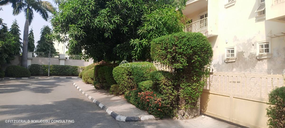 a  4bedrooms Semi-detached Duplex with Attached Bq, By Lapor Hotel, Wuye, Abuja, Semi-detached Duplex for Rent