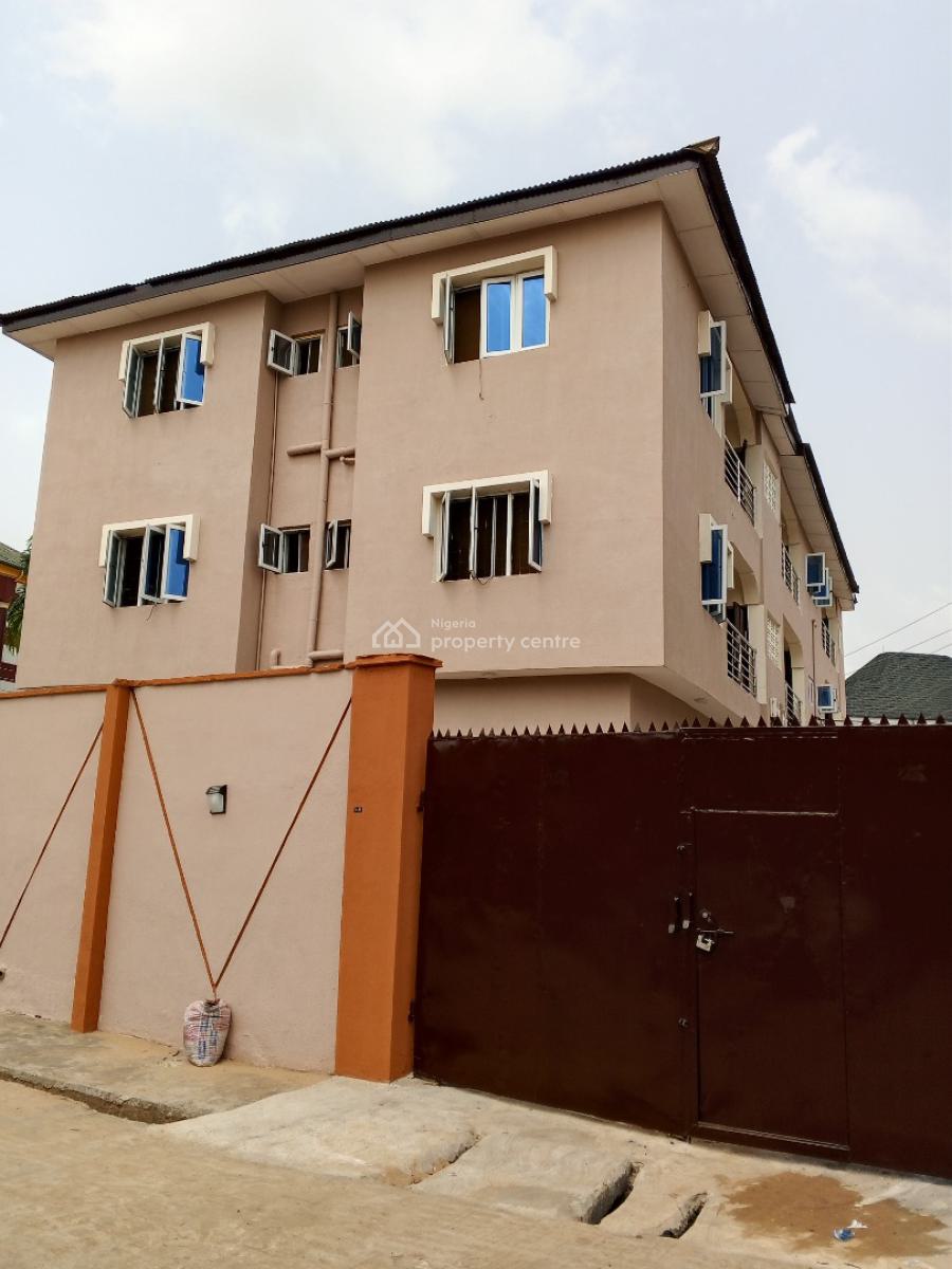 Newly Renovated 2 Bedroom, Okeafa Bus Stop., Oke Afa, Isolo, Lagos, Flat / Apartment for Rent