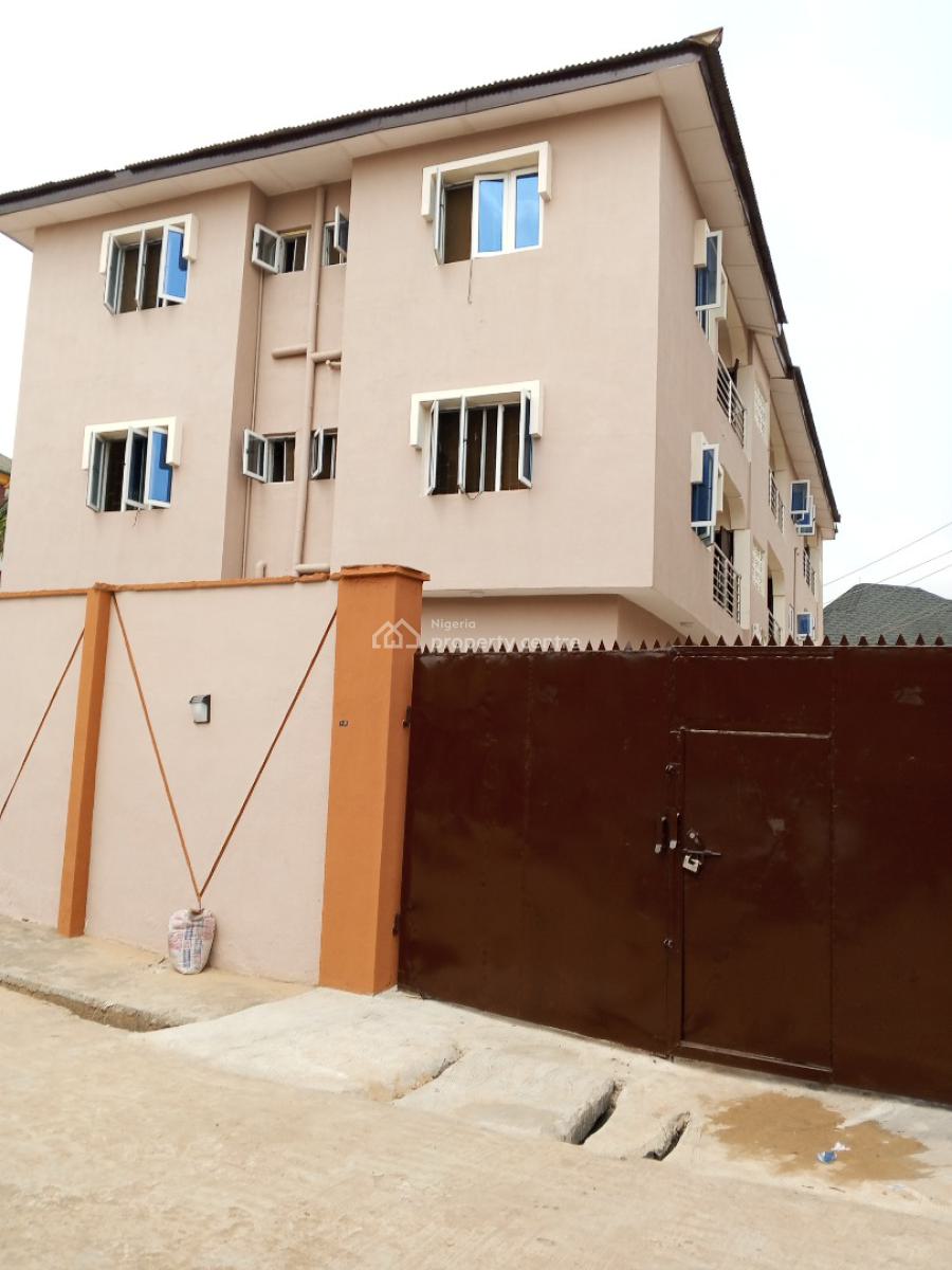 Newly Renovated 2 Bedroom, Okeafa Bus Stop., Oke Afa, Isolo, Lagos, Flat / Apartment for Rent