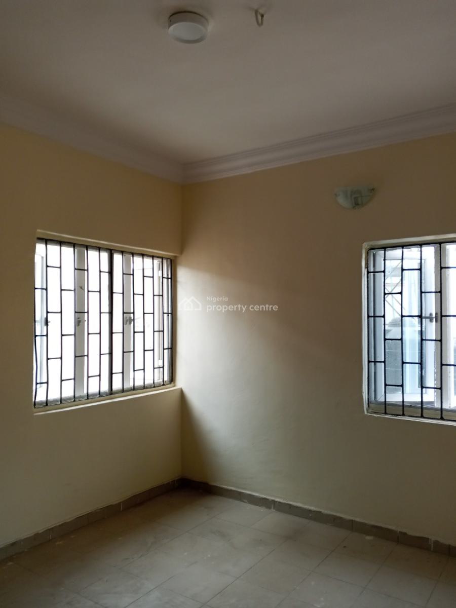 Newly Renovated 2 Bedroom, Okeafa Bus Stop., Oke Afa, Isolo, Lagos, Flat / Apartment for Rent