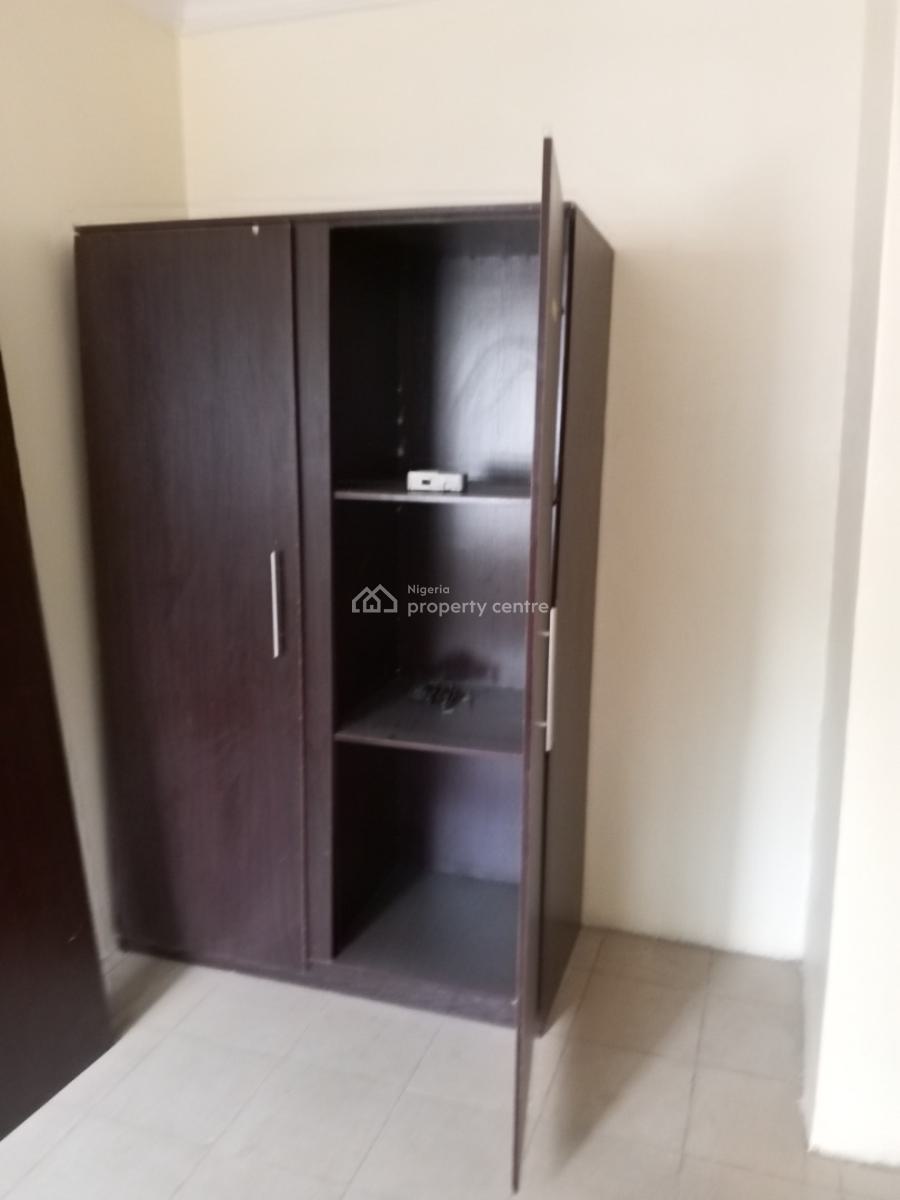 Newly Renovated 2 Bedroom, Okeafa Bus Stop., Oke Afa, Isolo, Lagos, Flat / Apartment for Rent