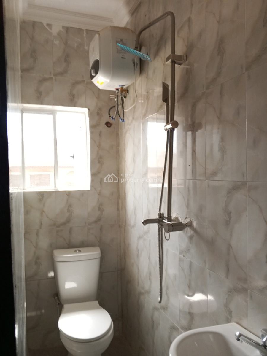 Newly Renovated 2 Bedroom, Okeafa Bus Stop., Oke Afa, Isolo, Lagos, Flat / Apartment for Rent