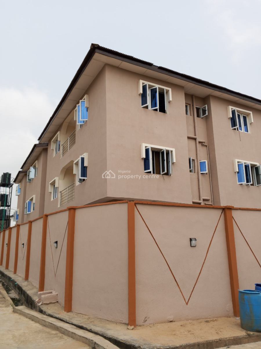 Newly Renovated 2 Bedroom, Okeafa Bus Stop., Oke Afa, Isolo, Lagos, Flat / Apartment for Rent