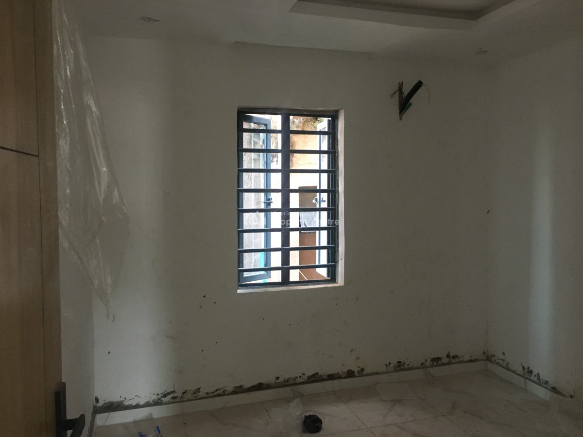 Newly Built 2 Bedrooms Flat En-suit Rooms, Off Bashua Road, Onipanu, Shomolu, Lagos, Flat / Apartment for Rent