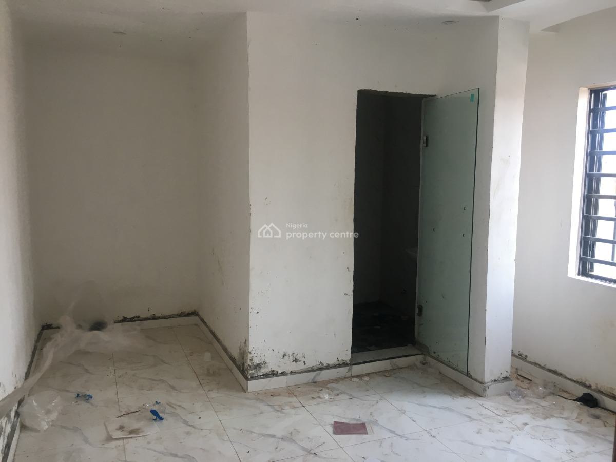 Newly Built 2 Bedrooms Flat En-suit Rooms, Off Bashua Road, Onipanu, Shomolu, Lagos, Flat / Apartment for Rent