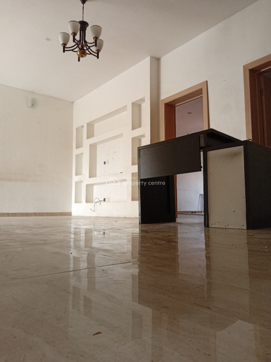King Sized 2bedroom Flat Apartment, Orchid Road, Lekki, Lagos, Flat / Apartment for Rent