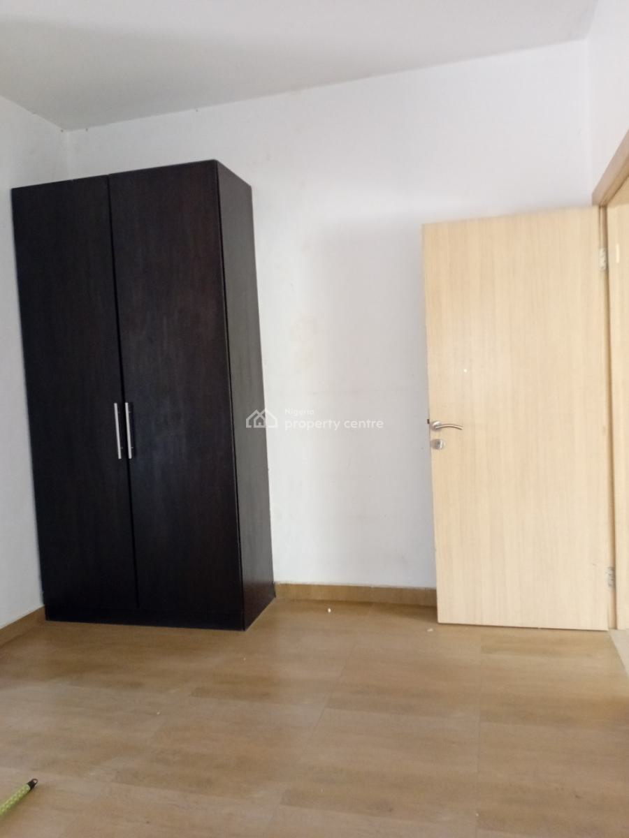 King Sized 2bedroom Flat Apartment, Orchid Road, Lekki, Lagos, Flat / Apartment for Rent