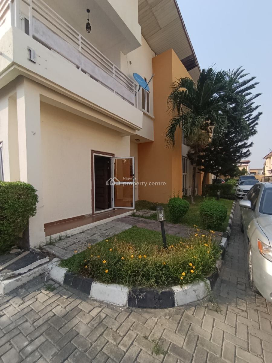 a Studio Apartment in a 24 Hours Light and Personal Prepaid Meter, North Point Estate Chevron Drive, Lekki, Lagos, Self Contain (single Rooms) for Rent