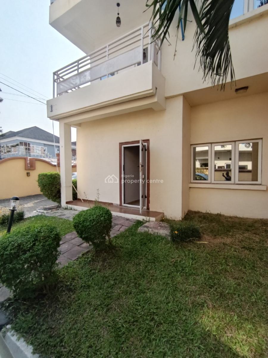 a Studio Apartment in a 24 Hours Light and Personal Prepaid Meter, North Point Estate Chevron Drive, Lekki, Lagos, Self Contain (single Rooms) for Rent