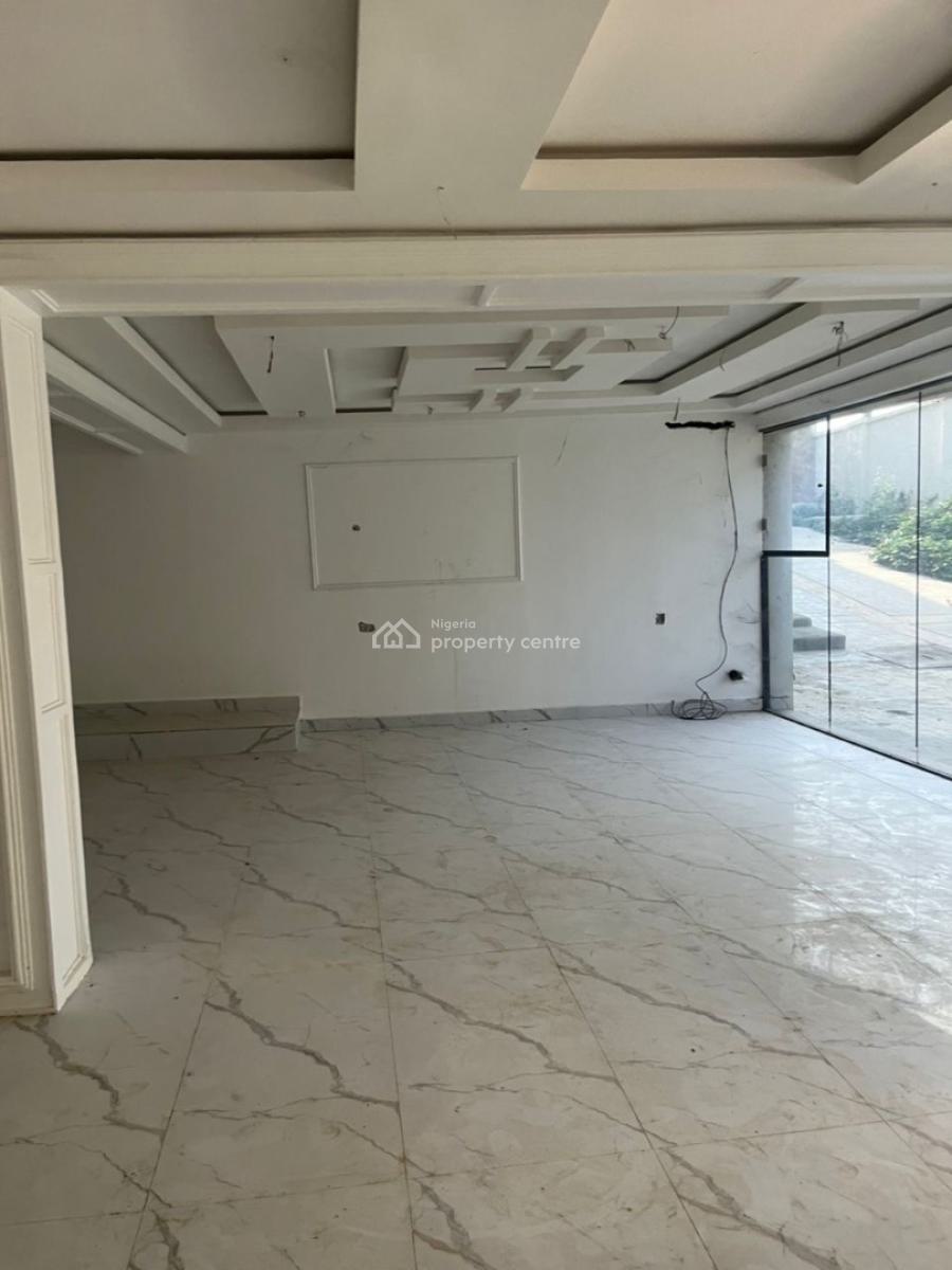 8 Bedroom Mansion, Maitama District, Abuja, Detached Duplex for Sale