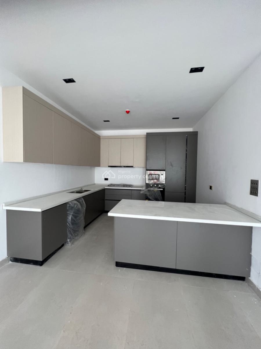 Luxury Built 3 Bedrooms Flat, Lekki Phase 1, Lekki, Lagos, Flat / Apartment for Sale