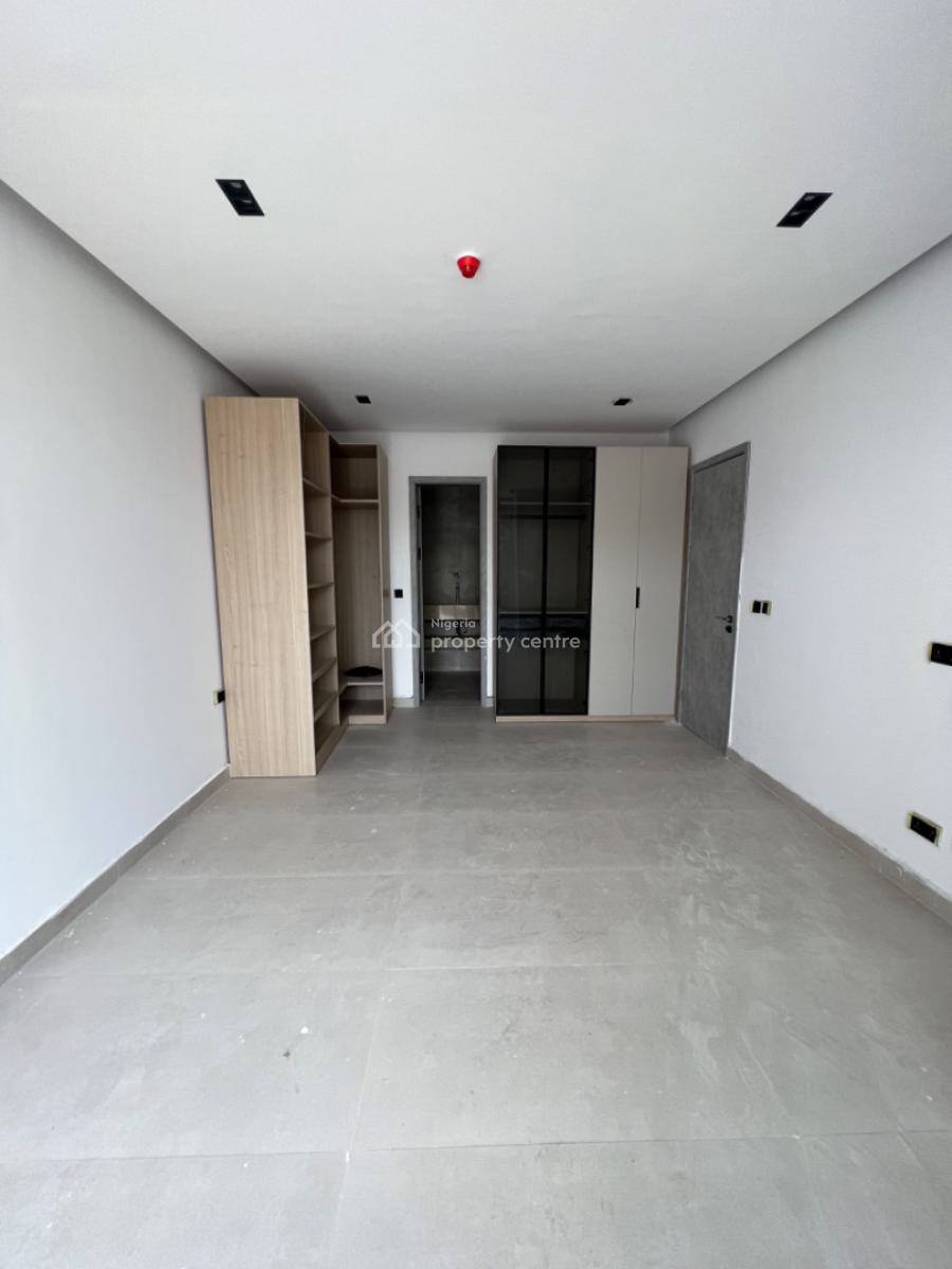 Luxury Built 3 Bedrooms Flat, Lekki Phase 1, Lekki, Lagos, Flat / Apartment for Sale