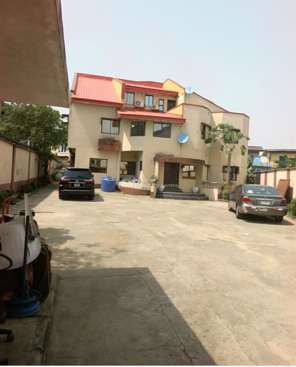 4 Bedrooms Flat, Omole Phase 1, Ikeja, Lagos, Flat / Apartment for Rent