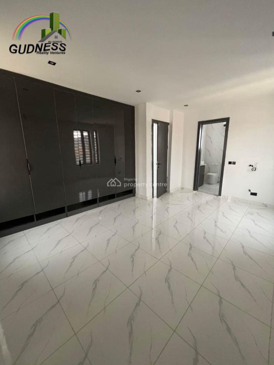 5 Bedroom Fully Detached Duplex, Lekky County, Lekki, Lagos, Flat / Apartment for Sale