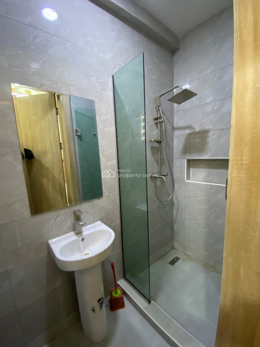 Luxuriously Furnished 3 Bedroom Apartment, Maryland Estate, Onigbongbo, Maryland, Lagos, Flat / Apartment for Rent